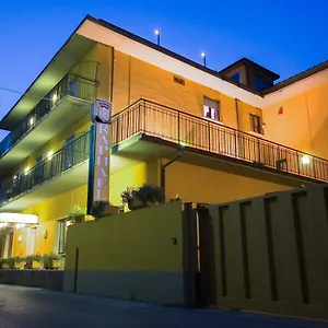 Raphael Otel