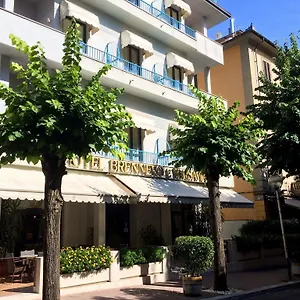 Brennero E Varsavia Otel